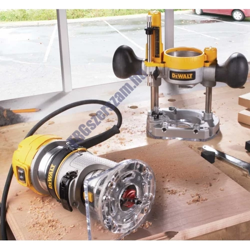 DeWalt Multifunkciós Felsőmarógép D26204K-QS