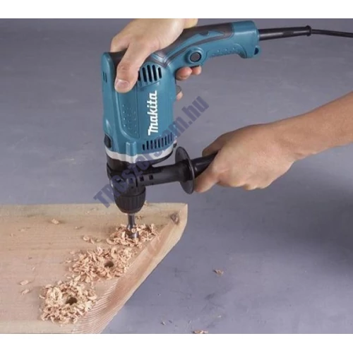 Makita 710W ütvefúró+koffer HP1630K
