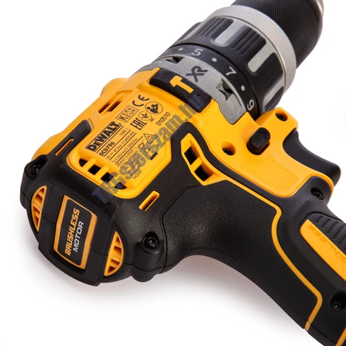 DeWalt  Akkus 18.0V-OS XR kefe nélküli ütvefúró-csavarozó DCD796D2-QW