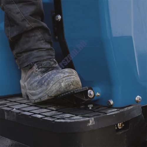 Scheppach EXC 815 - mini forgó kotrógép