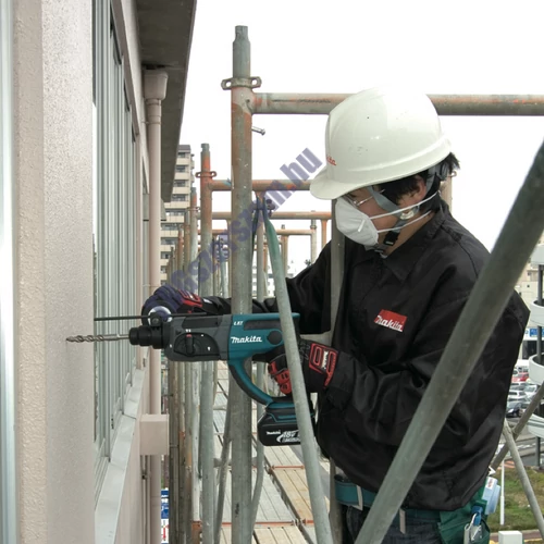 Makita 18V LXT Li-ion 2,0J SDS-Plus fúró-vésőkalapács Z DHR202Z